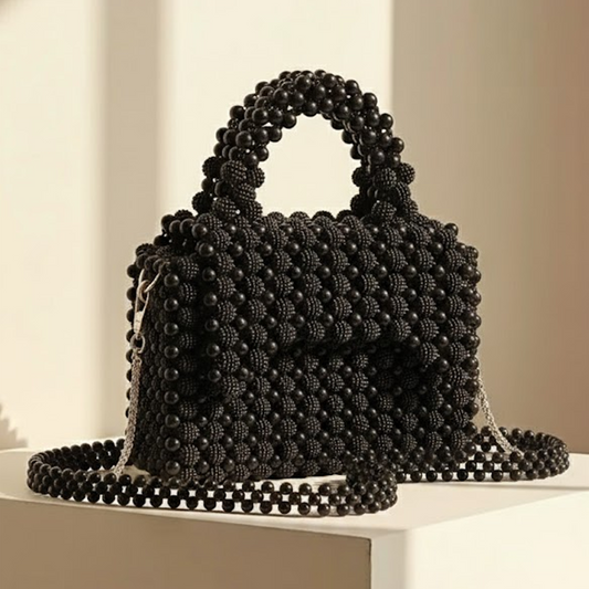 شنط خرز بتصاميم فريدة  
شنط يدوية فاخرة تيجان  